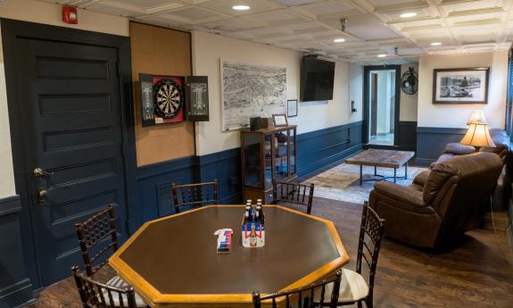 The "Banker's Lounge" over the vault bar at the Treasury
